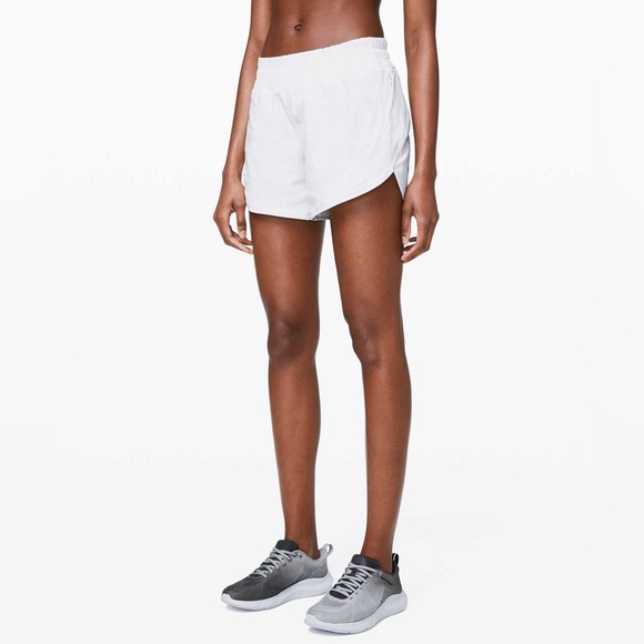 Lululemon Track That Mid Rise Short 5" Lined size 6 White WHT - Picture 1 of 6